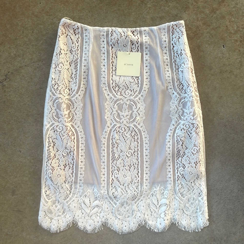 Beautiful Ivory Lace Knee Length Skirt